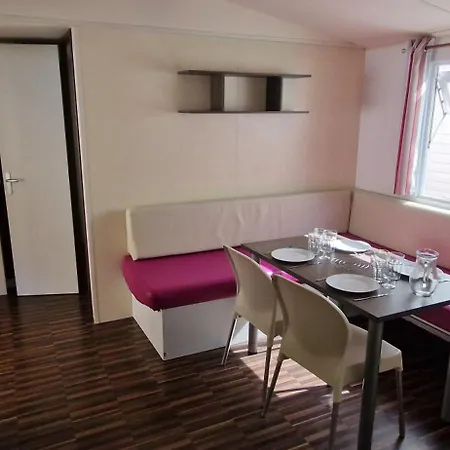 Mobile Dans 4 Etoiles Campsite Capbreton