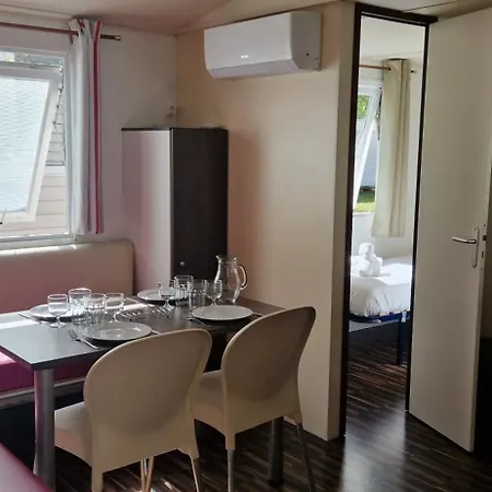 Entre Et Landes Mobil A Capbreton, 4 To 6px Internet Debit C'la Vieconciergerie مكان تخييم